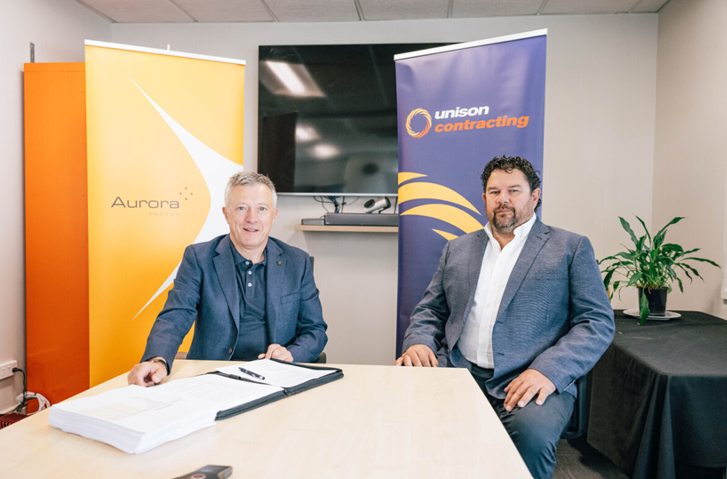 (From left) Richard Fletcher, Chief Executive, Aurora Energy and Quentin Varcoe, Chief Executive, Unison (From left) Richard Fletcher, Chief Executive, Aurora Energy and Quentin Varcoe, Chief Executive, Unison